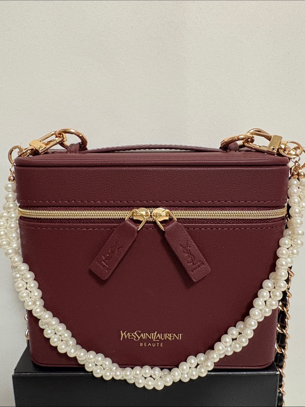 NIB Ysl beauty vanity pouch in to crossbody bag